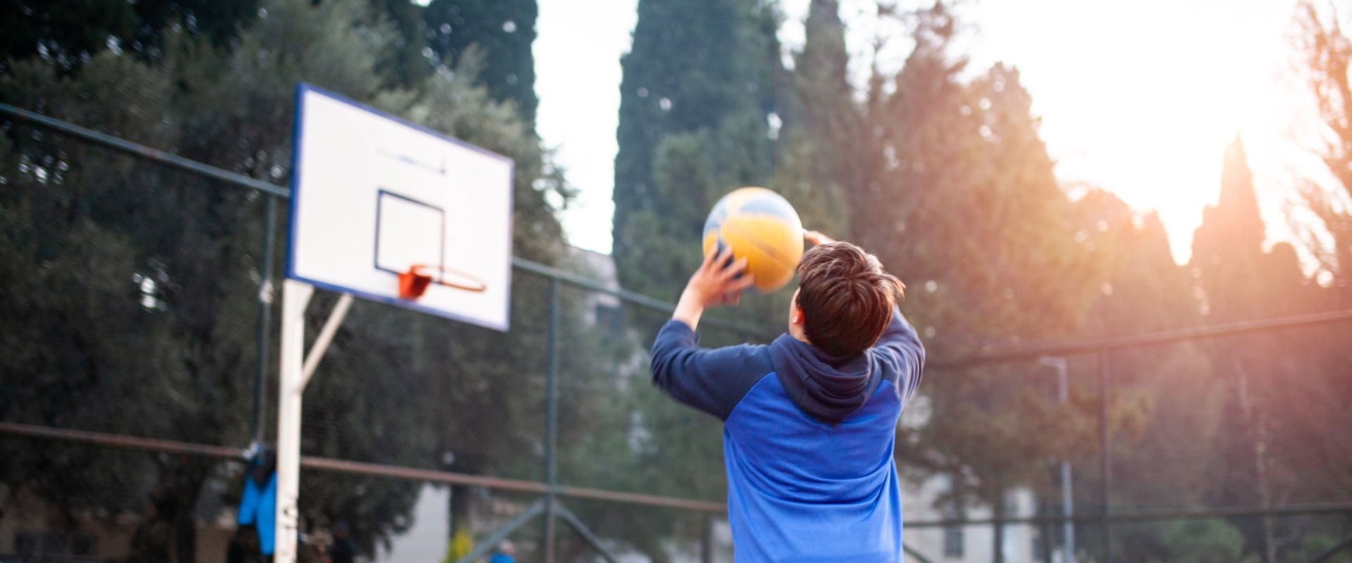 Mejores deportes para niños baloncesto